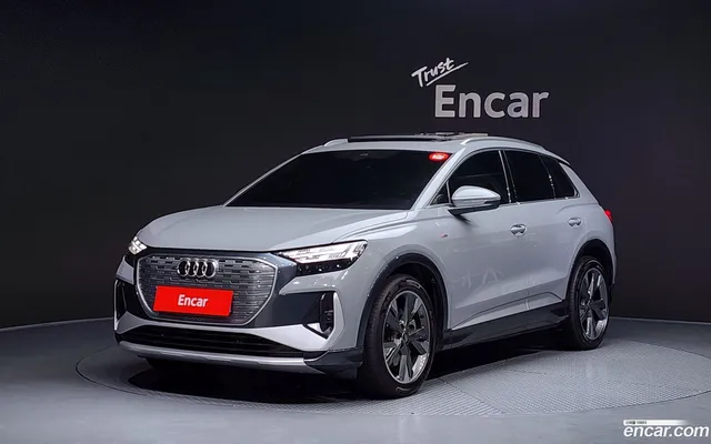 Audi Q4 e-tron (F4) 40 — миниатюра 1