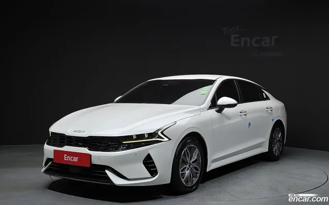 Kia K5 Hybrid — миниатюра 1