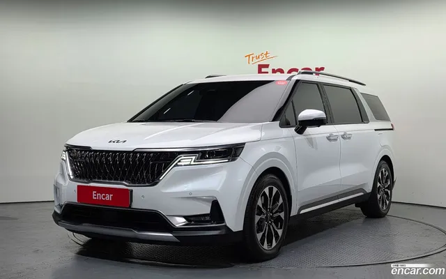 Kia Carnival 7 — миниатюра 1