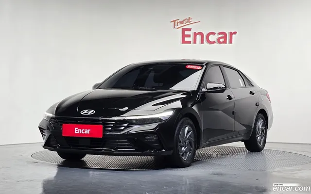 Hyundai Avante CN7 Hybrid — миниатюра 1