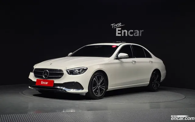 Mercedes-Benz E-Class (W213) E250 — миниатюра 1