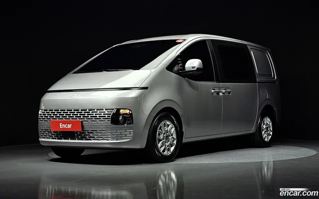Hyundai Staria HEV 1.6 5 — миниатюра 1