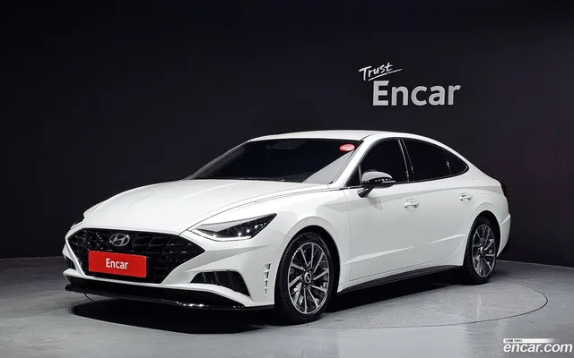 Hyundai Sonata (DN8) 1.6 — миниатюра 1