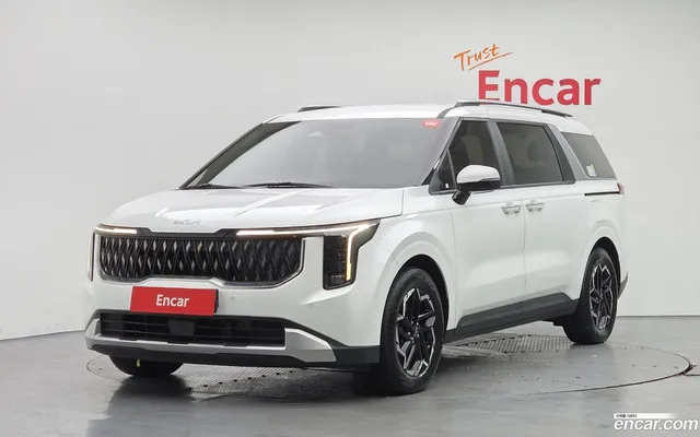 Kia Carnival 9 — миниатюра 1