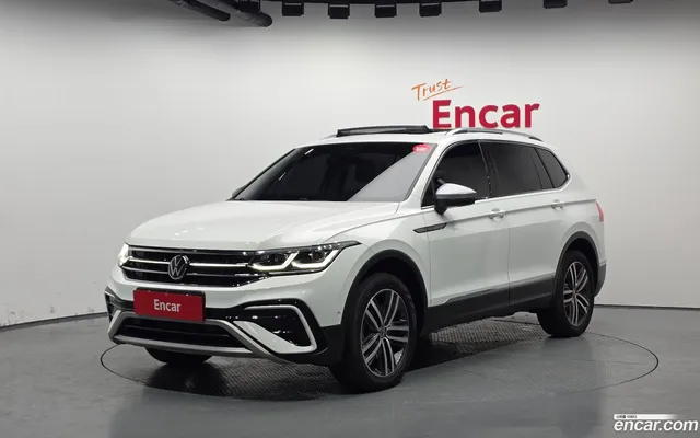 Volkswagen Tiguan Allspace 2.0 TSI — миниатюра 1