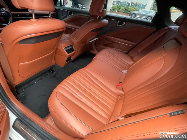 Kia K8 — миниатюра 1