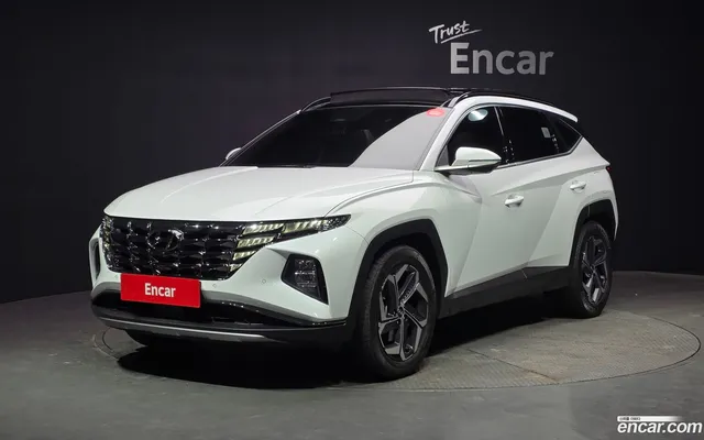 Hyundai Tucson (NX4) 1.6 4WD — миниатюра 1