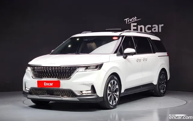 Kia Carnival 7 — миниатюра 1