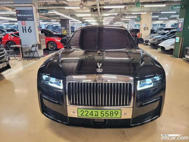 Rolls-Royce Ghost 6.7 EWB V12 — миниатюра 1