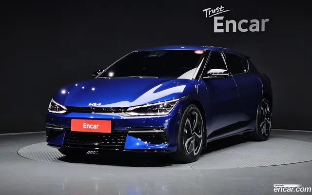 Kia EV6 — миниатюра 1