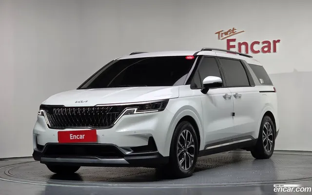 Kia Carnival 9 — миниатюра 1