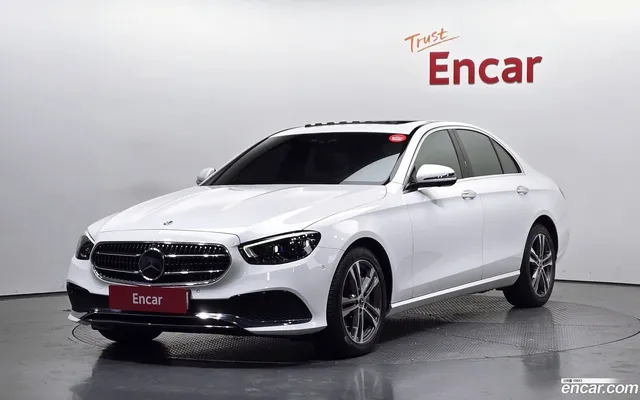 Mercedes-Benz E-Class (W213) E350 4MATIC — миниатюра 1