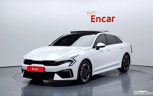 Kia K5 3 1.6 — миниатюра 1