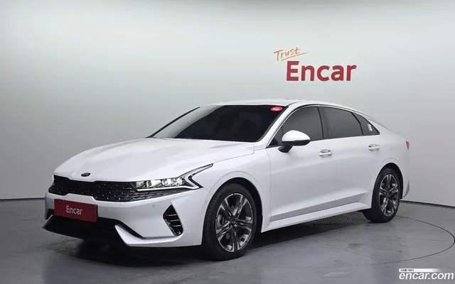 Kia K5 Hybrid — миниатюра 1