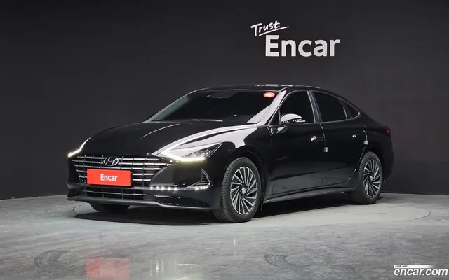 Hyundai (DN8) — миниатюра 1