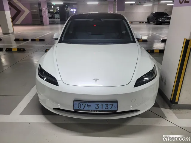 Tesla Model 3 RWD — миниатюра 1