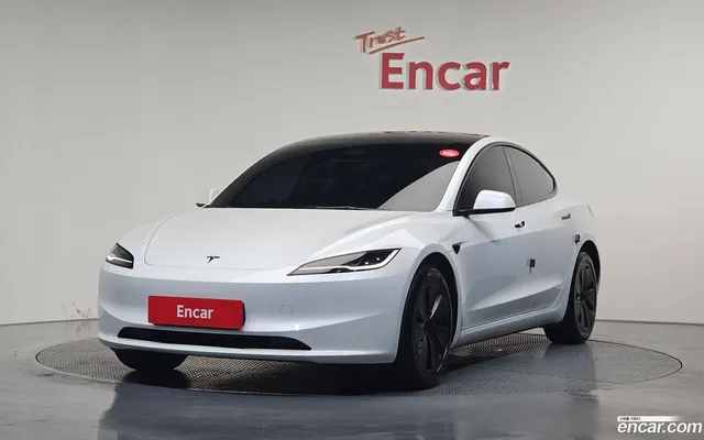 Tesla Model 3 RWD — миниатюра 1