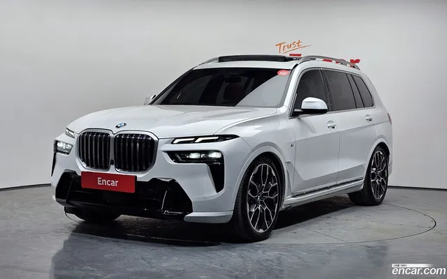 BMW X7 (G07) xDrive 40i M 7 — миниатюра 1