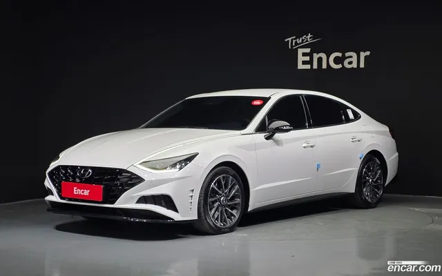 Hyundai Sonata (DN8) 1.6 — миниатюра 1