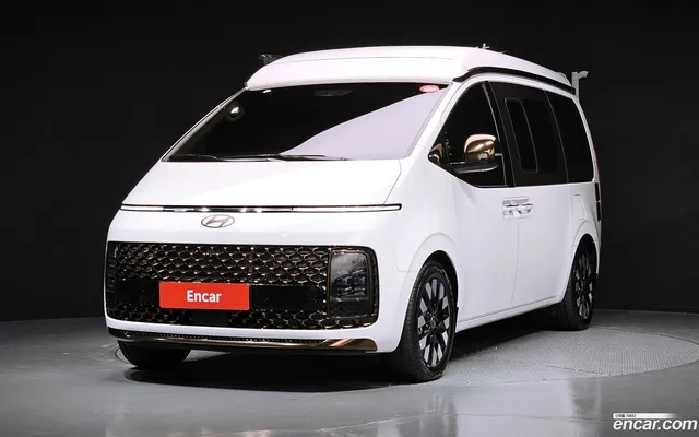 Hyundai Staria 4WD — миниатюра 1