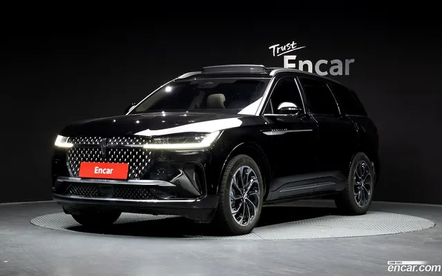 Lincoln Nautilus 2.0 AWD — миниатюра 1