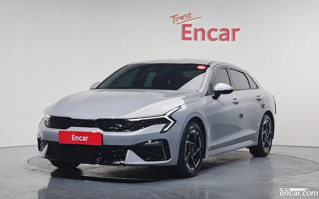 Kia K5 3 2.0 LPi() — миниатюра 1