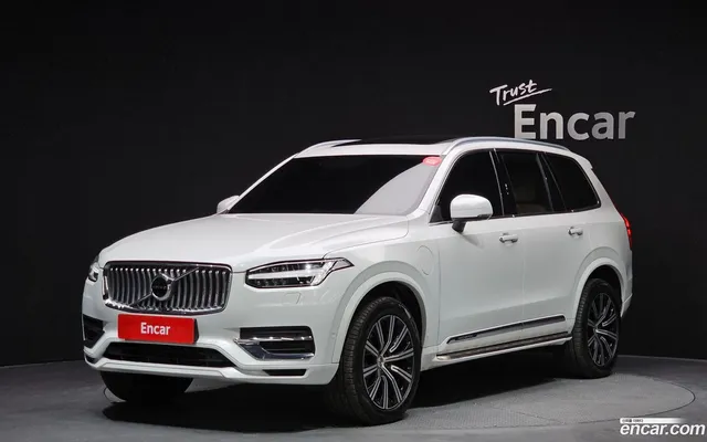Volvo XC90 T8 — миниатюра 1