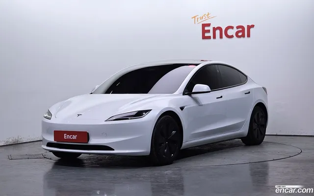 Tesla Model 3 AWD — миниатюра 1