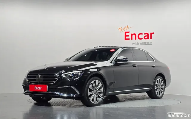 Mercedes-Benz E-Class (W213) E350 4MATIC — миниатюра 1