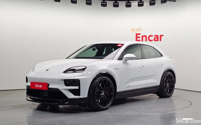 Porsche EV — миниатюра 1