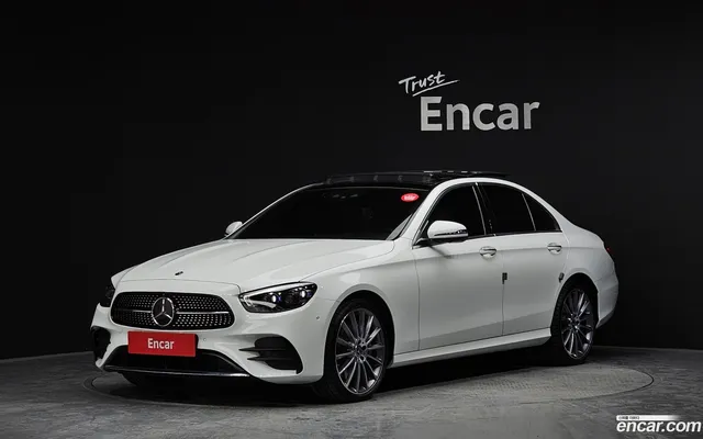 Mercedes-Benz E-Class (W213) E350 4MATIC AMG Line — миниатюра 1