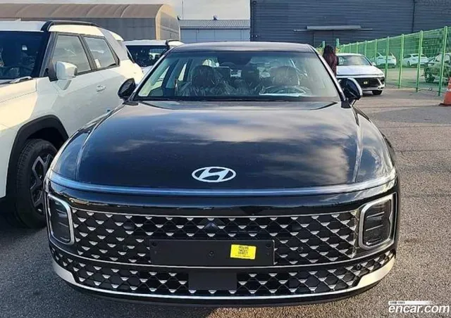 Hyundai Grandeur (GN7) 2.5 2WD — миниатюра 1