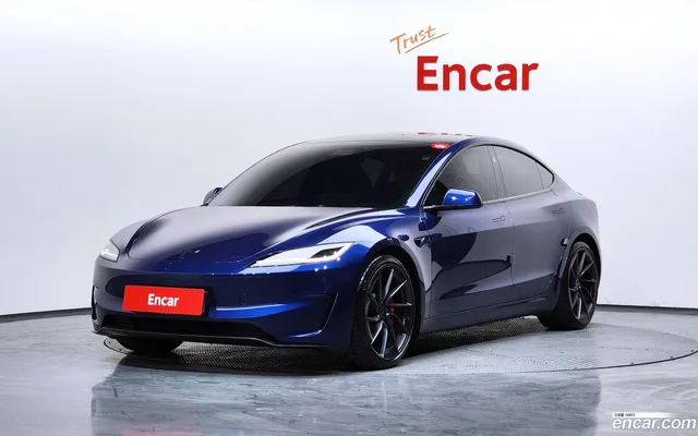 Tesla Model 3 AWD — миниатюра 1