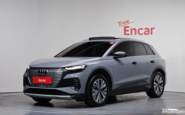 Audi Q4 e-tron (F4) 45 — миниатюра 1