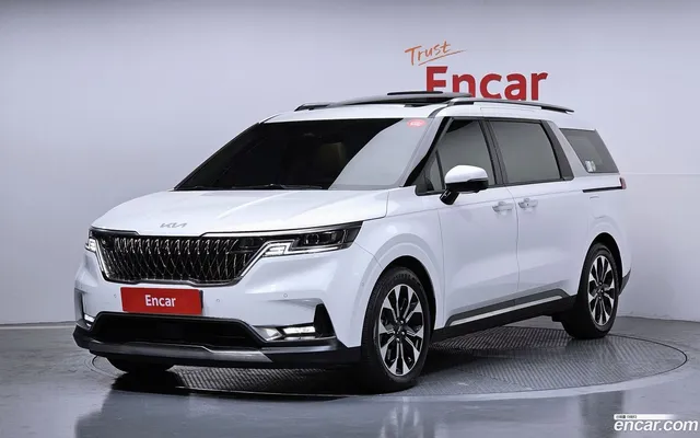 Kia Carnival 7 — миниатюра 1