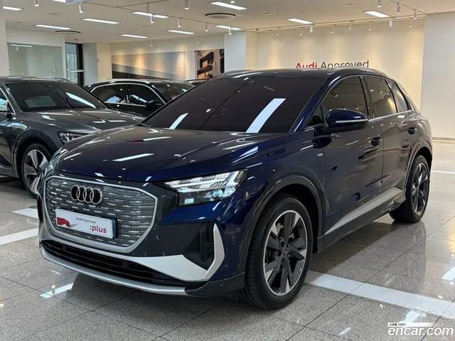 Audi Q4 e-tron (F4) 40 — миниатюра 1