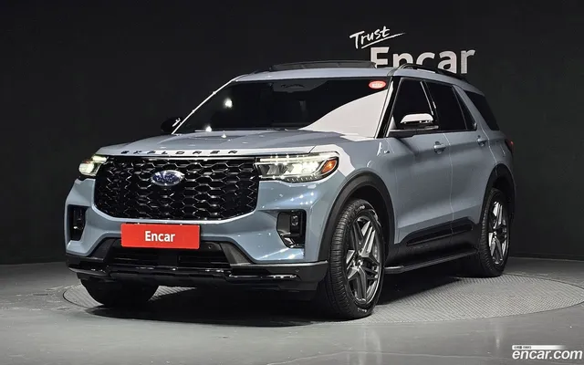 Ford Explorer 2.3 ST- 4WD — миниатюра 1