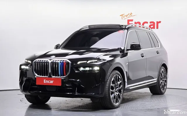 BMW X7 (G07) xDrive 40i M 7 — миниатюра 1