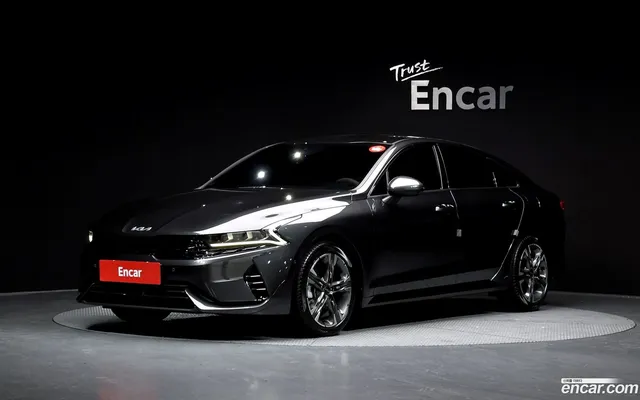 Kia K5 Hybrid — миниатюра 1