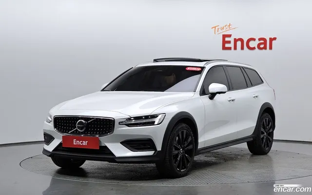 Volvo V60 2 B5 AWD — миниатюра 1