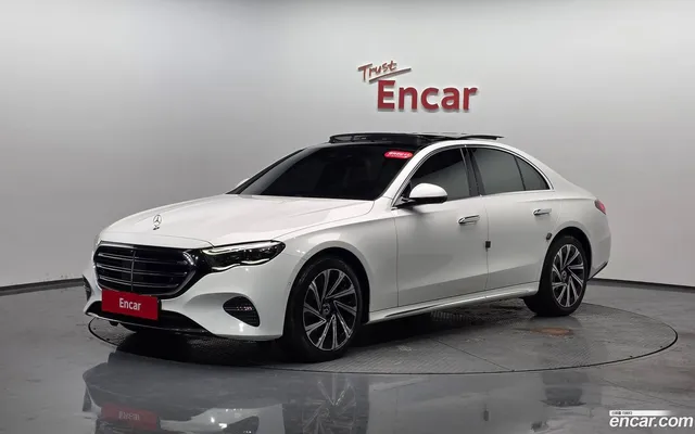 Mercedes-Benz E-Class (W214) E300 4MATIC — миниатюра 1