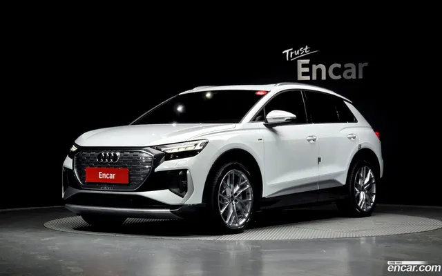 Audi Q4 e-tron (F4) 45 — миниатюра 1