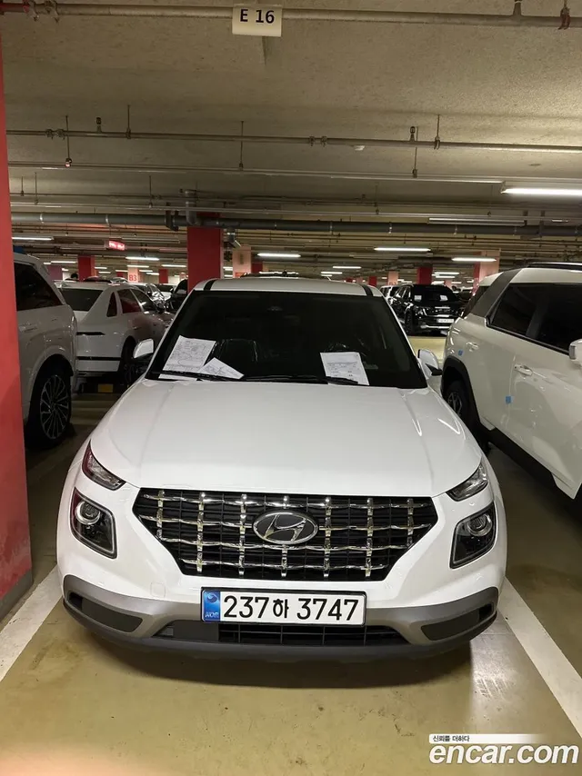 Hyundai Venue 1.6 — миниатюра 1