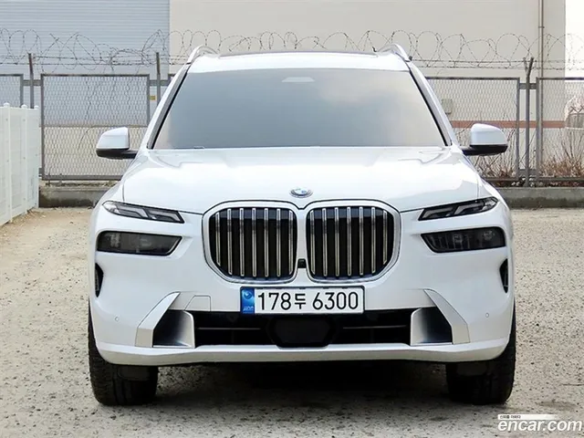BMW X7 (G07) xDrive 40i 6 — миниатюра 1