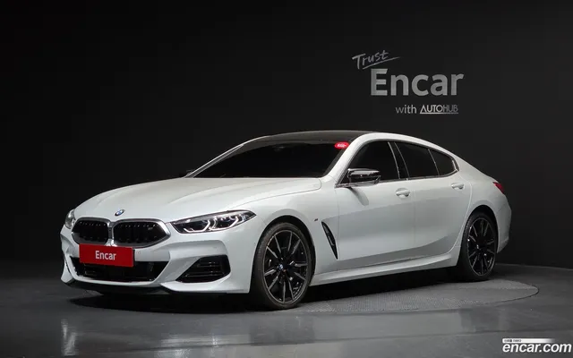 BMW 8 (G15) M850i xDrive — миниатюра 1