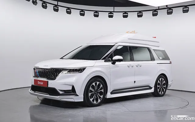 Kia Carnival 9 () — миниатюра 1