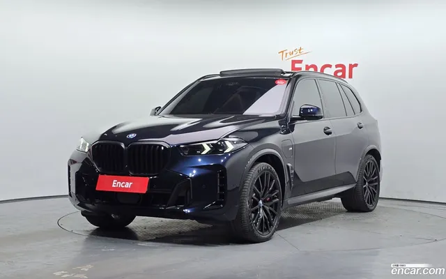 BMW X5 (G05) xDrive 50e M — миниатюра 1