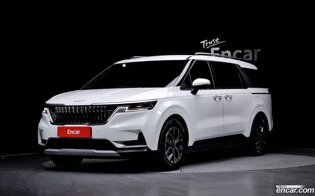 Kia Carnival 9 — миниатюра 1