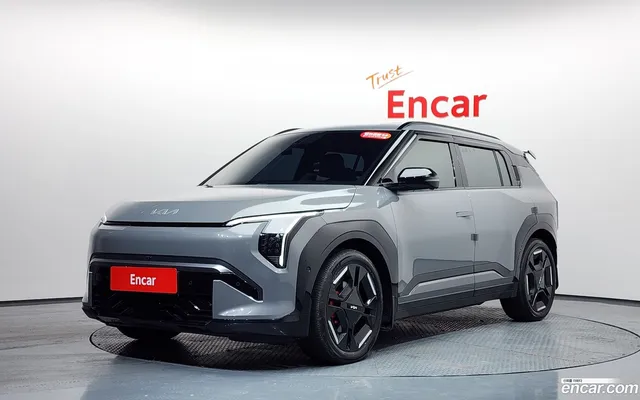 Kia EV3 2WD — миниатюра 1