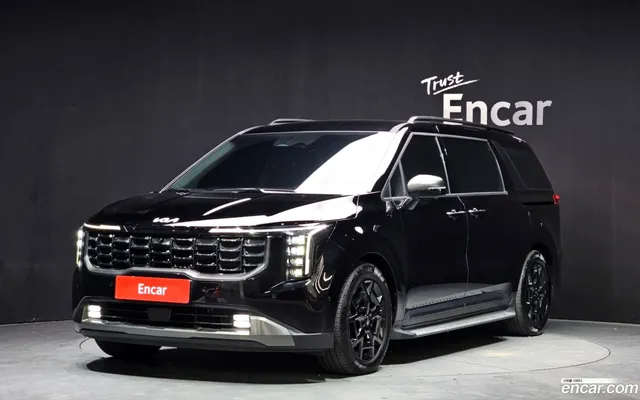 Kia Carnival 7 — миниатюра 1